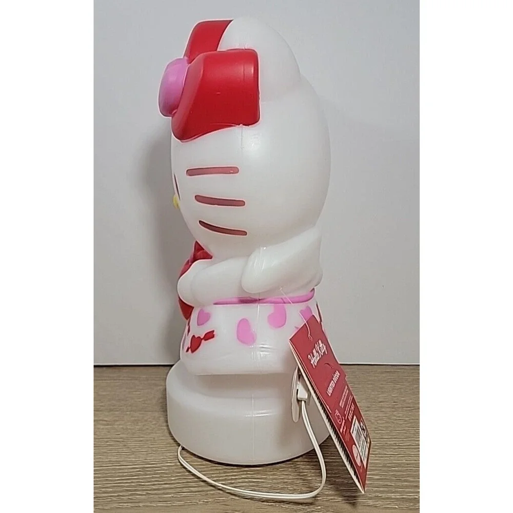 Hello‎ Kitty Valentine's Lighted LED Indoor Blow Mold By GEMMY 12
